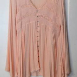 Handerchief hemline blouse, pink/peach colored